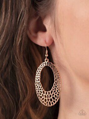 Paparazzi Jewelry Accessories - The HOLE Nine Yards - Gold Earrings - Vintage